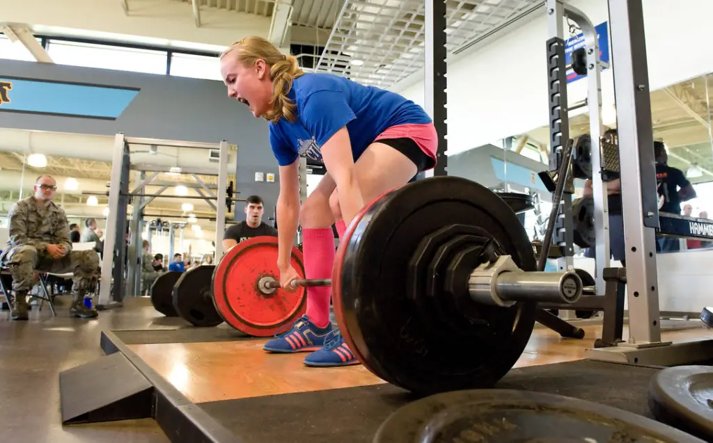 Deadlifts for hiking training in the gym