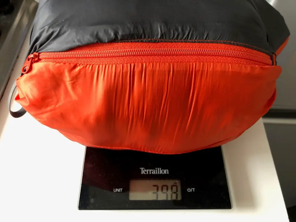 The medium jacket weighs in at just 398g