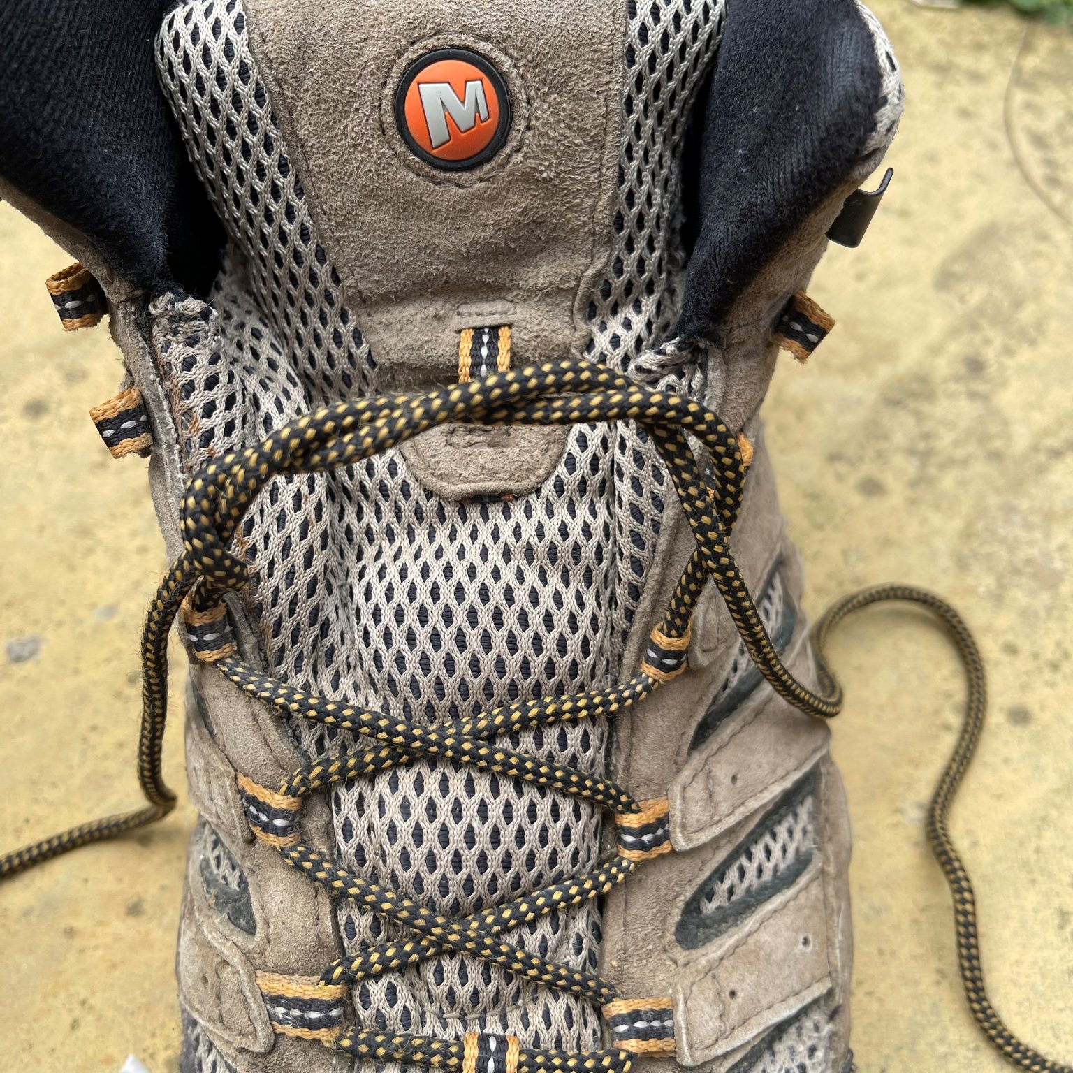 How to lace hiking boots TrekSumo