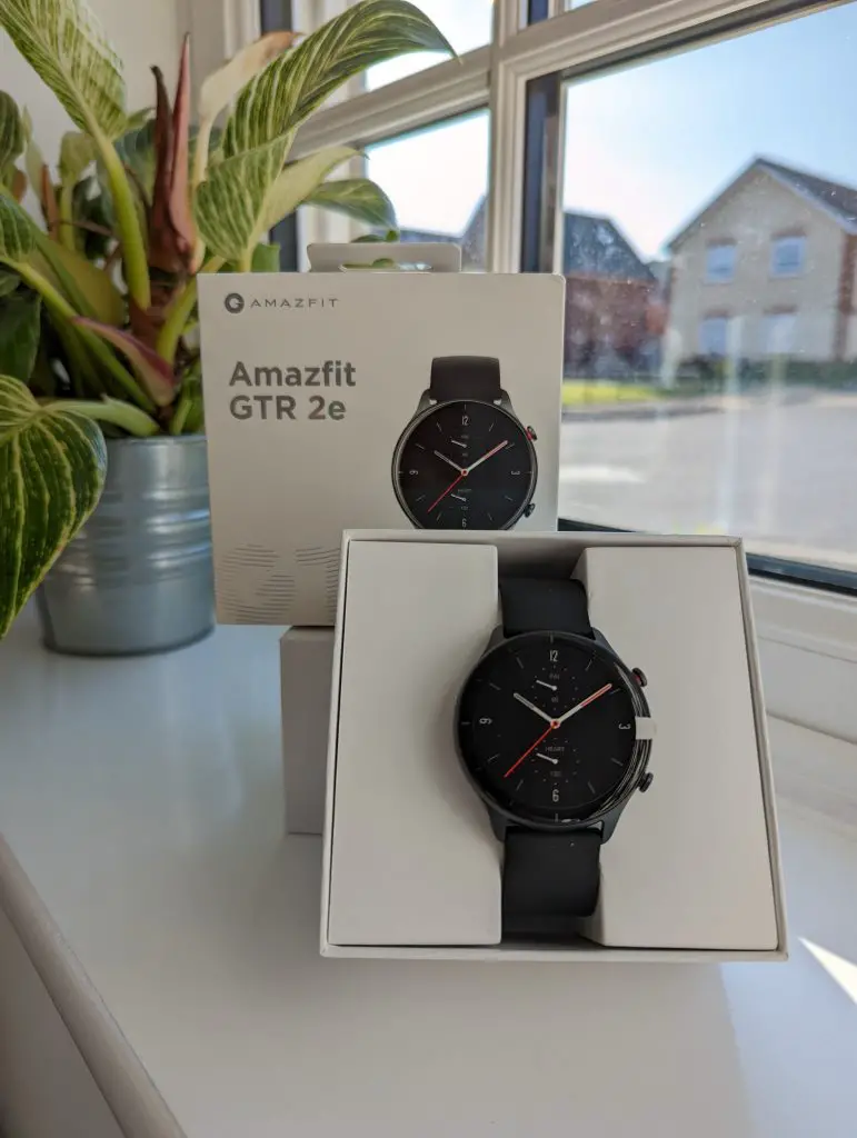 Amazfit GTR 2e unboxing