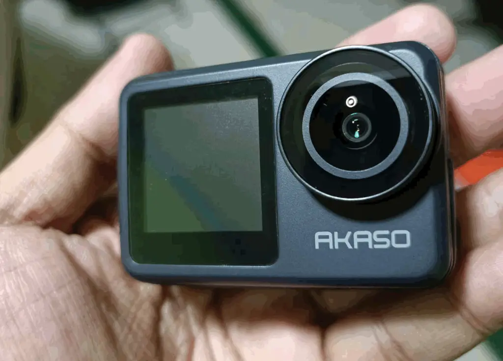 front view of the akaso brave 7 action camera