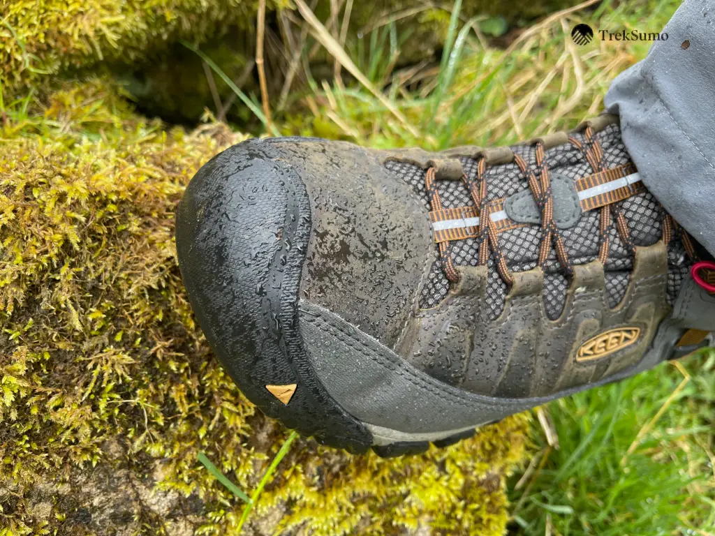 thick rubber toe cap