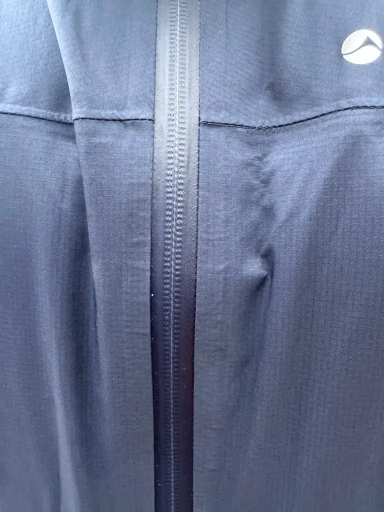 minimus pertex shell and zipper